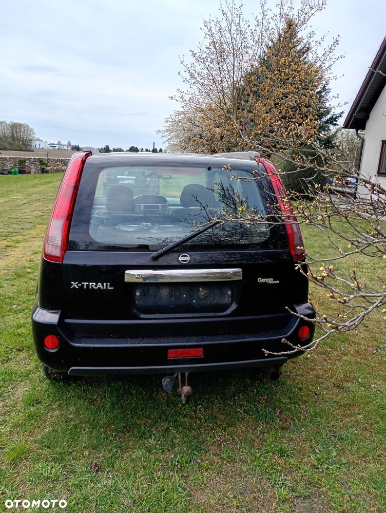 Nissan X-Trail - 4