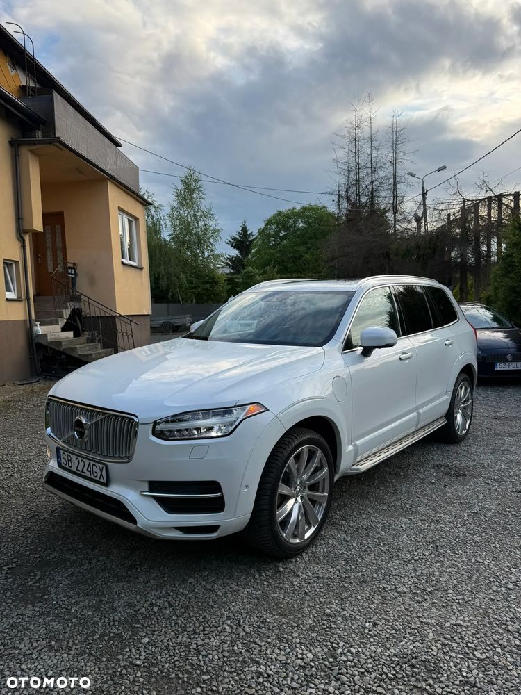 Volvo XC 90 - 1