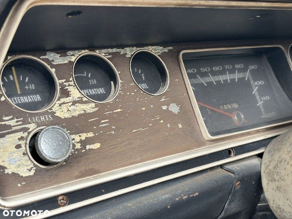 Plymouth Duster - 12