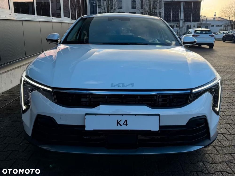 Kia K4 - 3