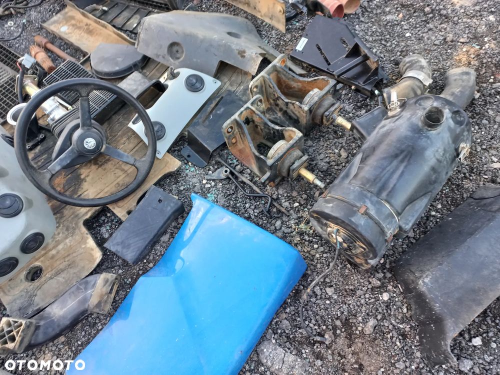 CzęśCI kabiny NEW HOLLAND 8020,8030,8040,8050,TG230.285,CASE MX230,270 drzwi,dach,plastiki,tapicerka,fotel pasażera,instalacja, - 11