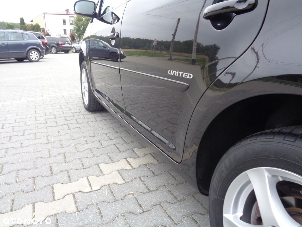 Volkswagen Touran 1.9 TDI DPF United - 13