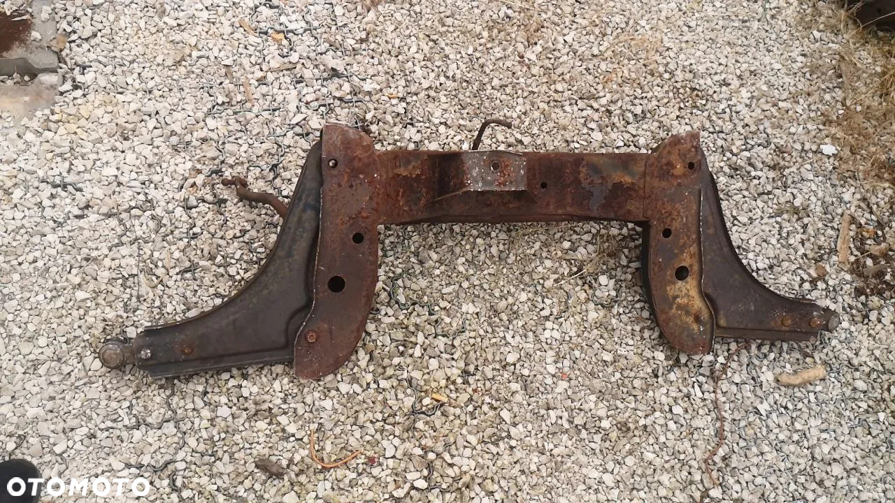 OPEL AGILA B / ASTRA J / VECTRA B / C / INSIGNIA | DAEWOO NUBIRA I / II | SUZUKI SPLASH SWIFT  SANKI ZAWIESZENIA PRZEDNIE (dostępne 7 sztuk sanek) - 2
