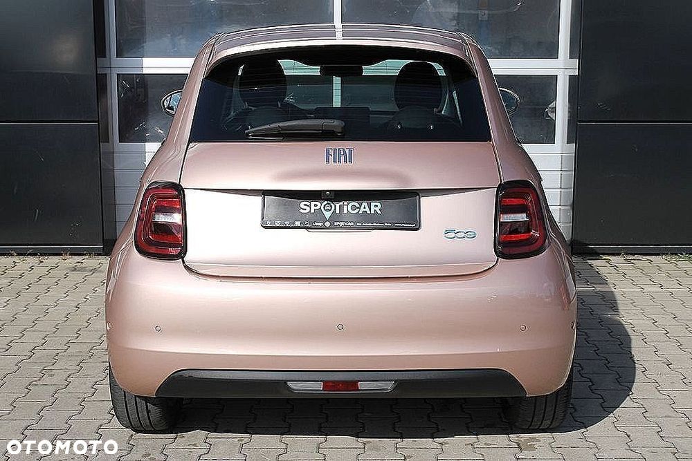 Fiat 500e - 13
