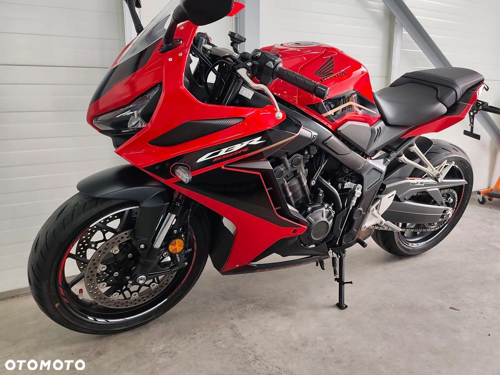 Honda CBR - 11