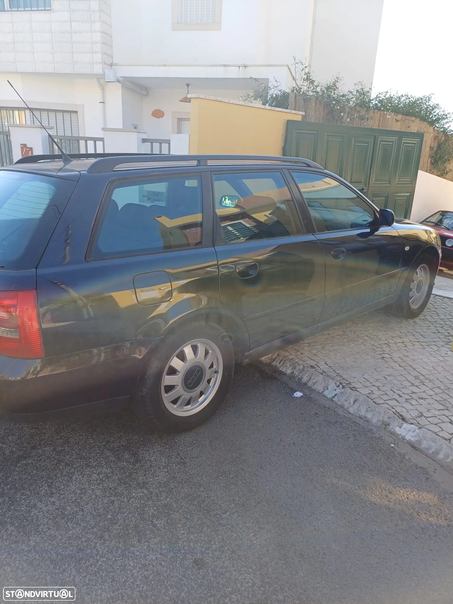 Audi A4 Avant 1.9 TDI Attraction - 2