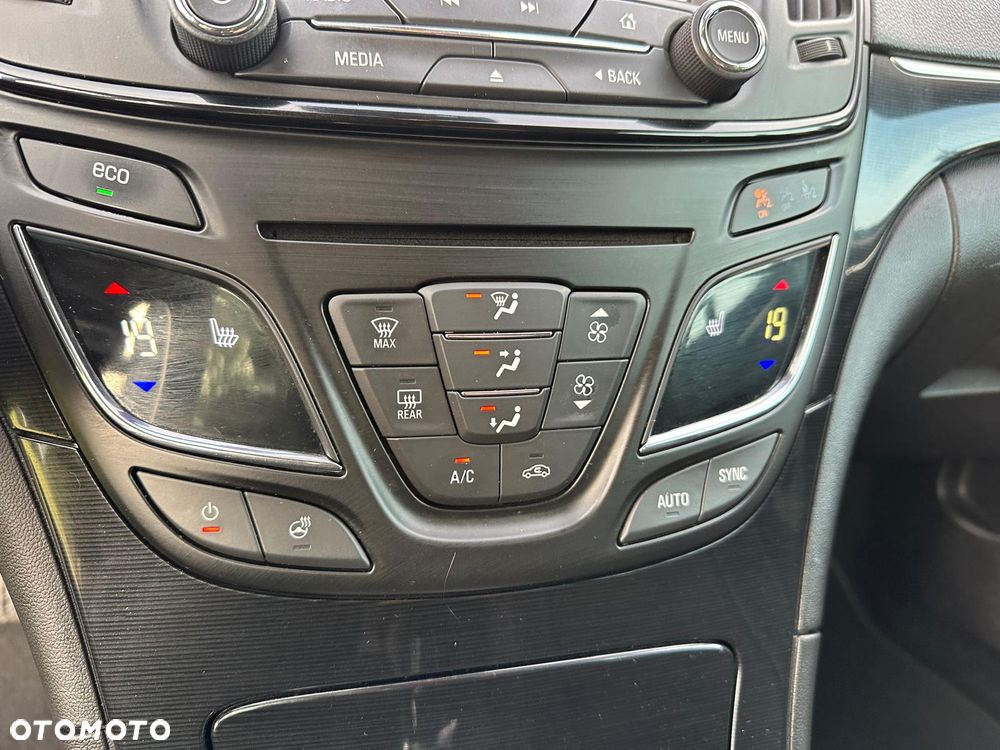Opel Insignia 2.0 4x4 Exclusive - 23