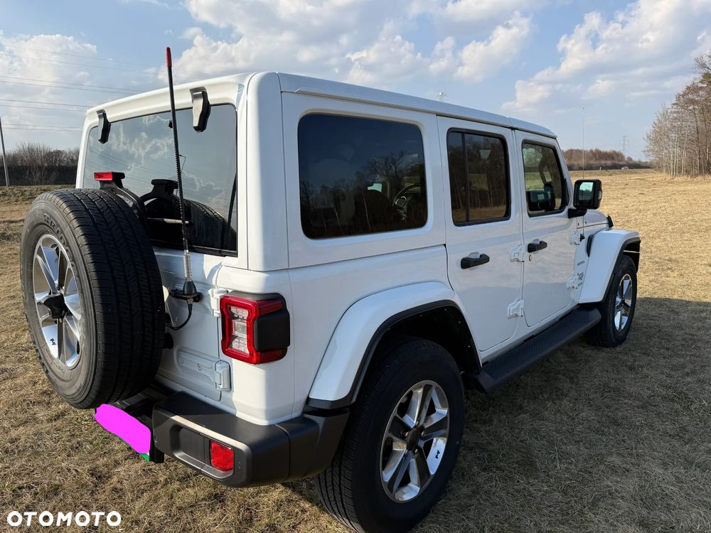 Jeep Wrangler - 8