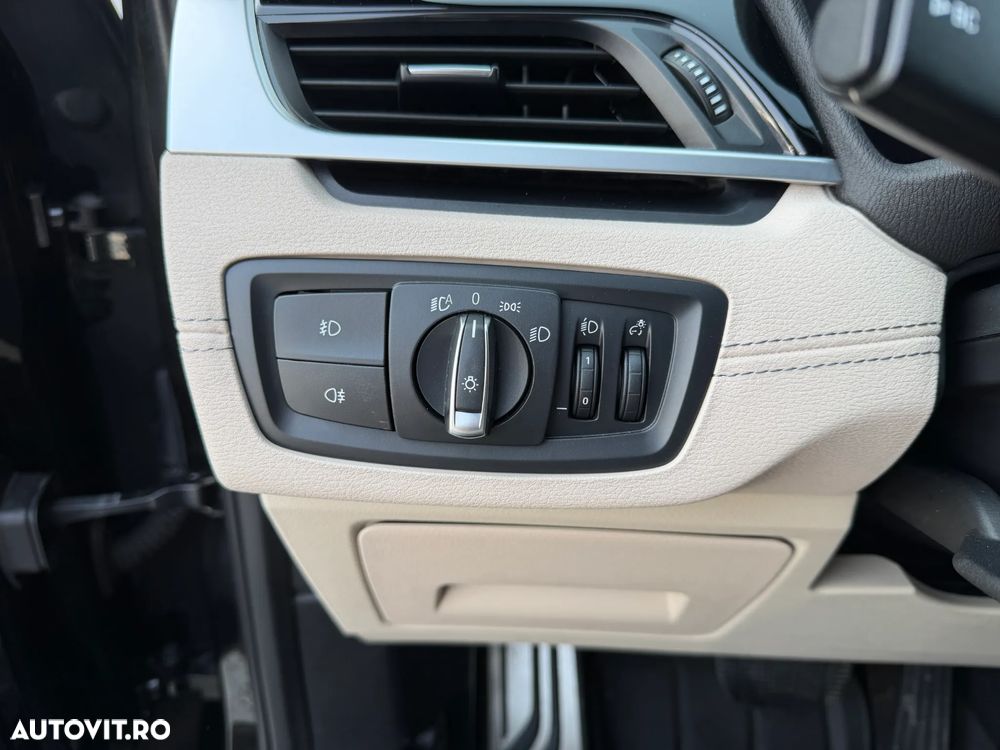 BMW X1 xDrive20d AT - 12