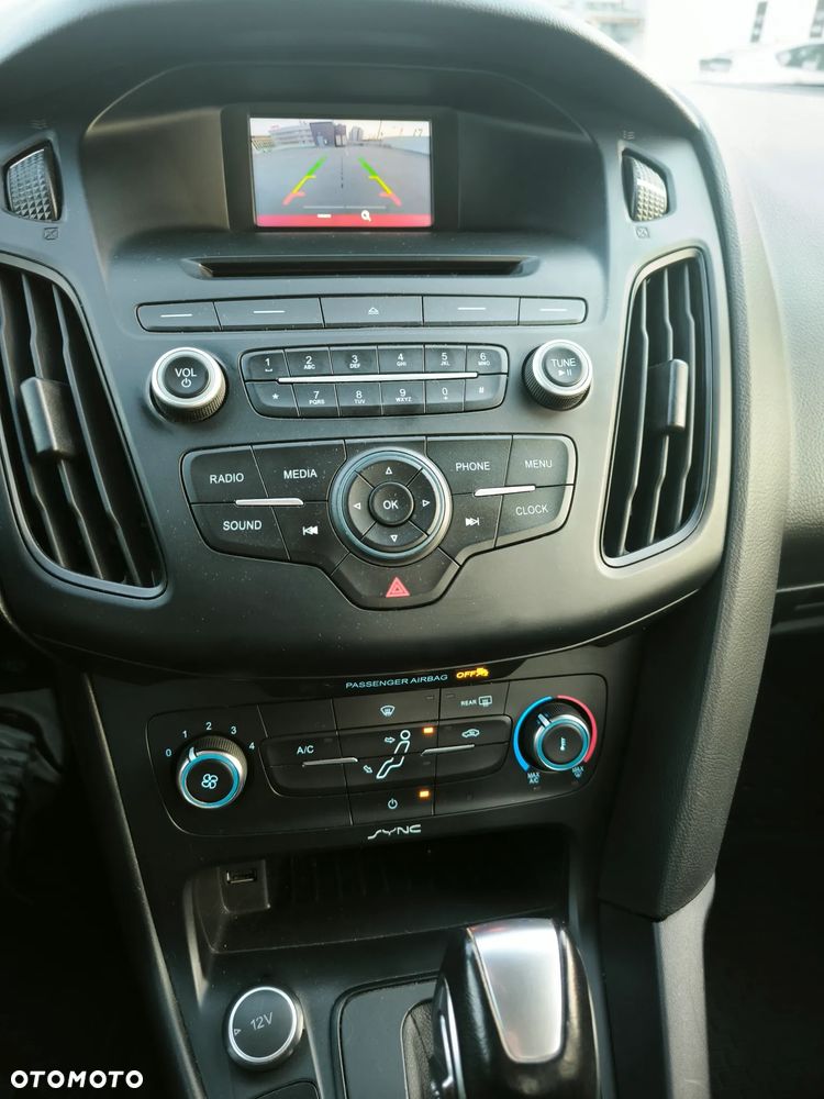 Ford Focus - 24