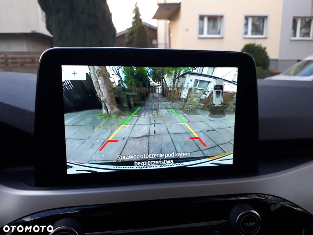 Ford Escape 2.0 EcoBoost AWD Titanium - 29