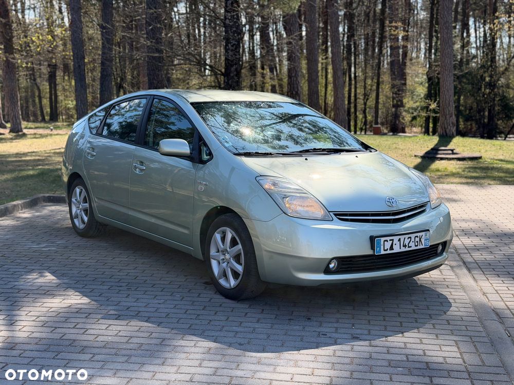 Toyota Prius 1.5 VVT-i Sol - 1