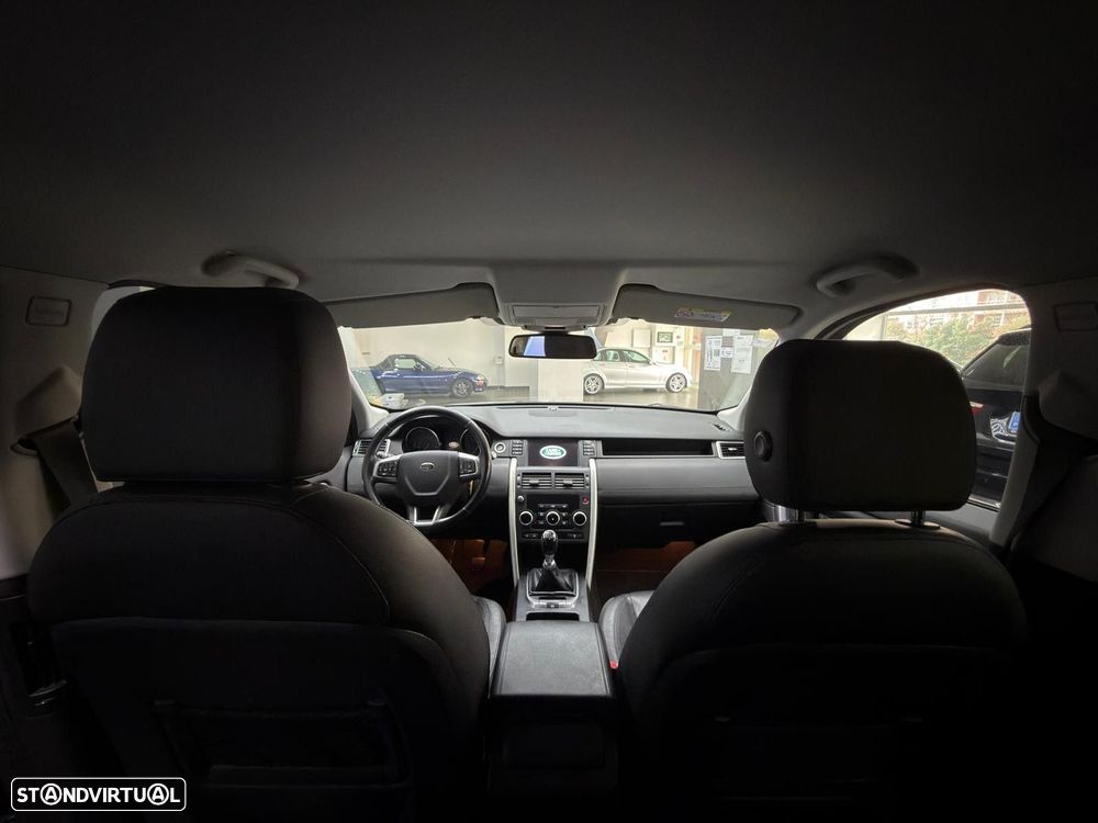 Land Rover Discovery Sport 2.0 eD4 R-Dynamic S - 36