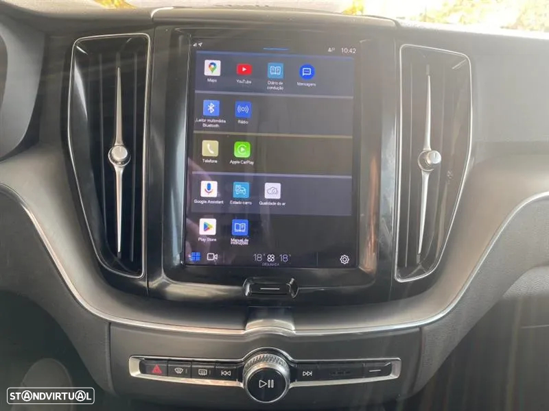 Volvo XC 60 2.0 B4 Momentum Plus - 10