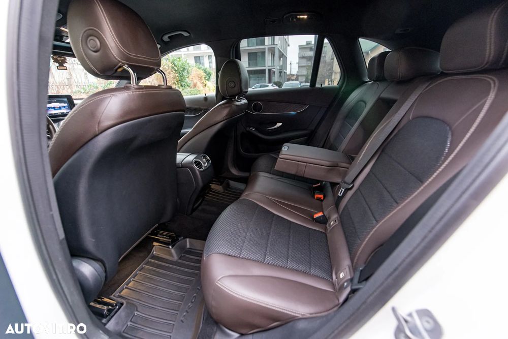 Mercedes-Benz GLC - 29