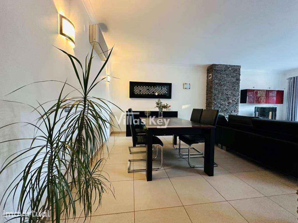 Moradia 4 suítes,garagem,escritório e jardim em Lagos/Algarve. - Grande imagem: 4/43