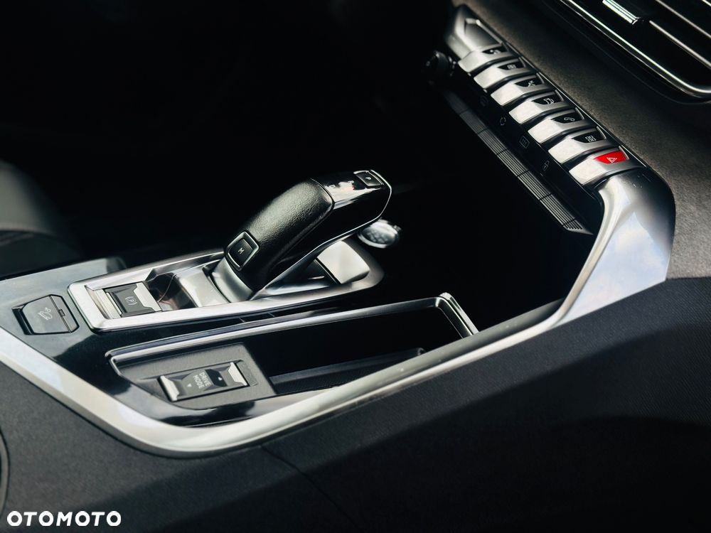 Peugeot 5008 2.0 BlueHDi GT S&S EAT8 - 29