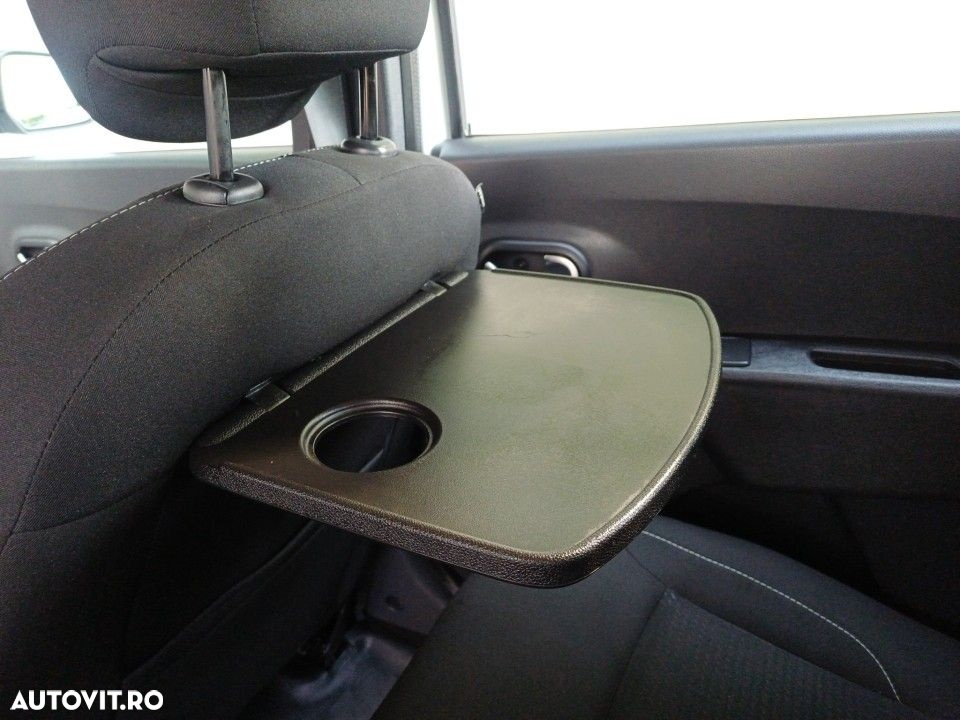 Dacia Lodgy - 23
