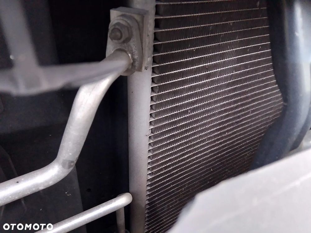 Peugeot 208 1.2 PureTech Style - 8