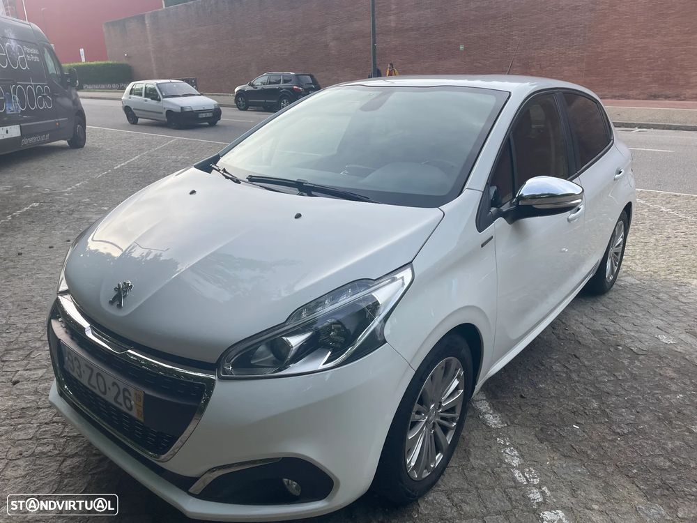 Peugeot 208 1.5 BlueHDi Signature - 2
