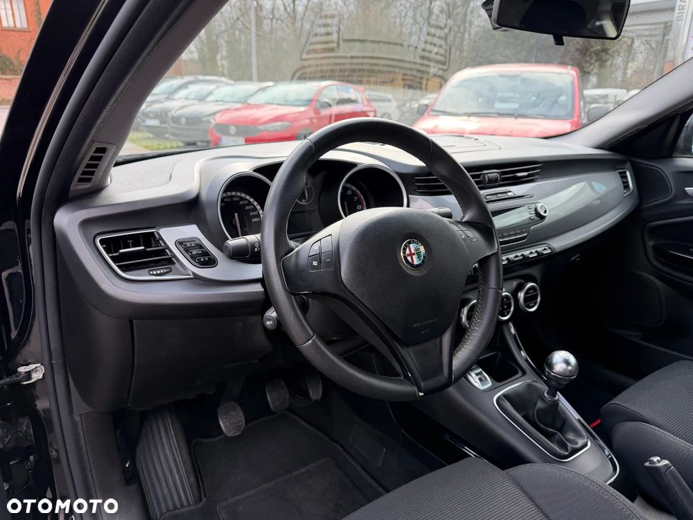 Alfa Romeo Giulietta 1.4 TB Distinctive - 9