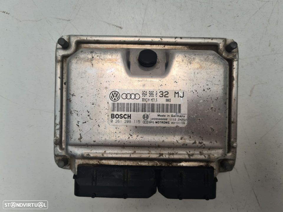 CENTRALINA BOSCH | REF. 06A 906 0 32 MJ - 0 261 208 115 | SEAT LEON 1M 1.8T TURBO; - 2