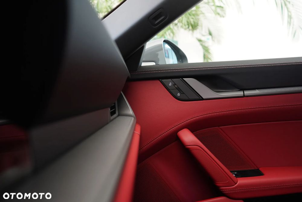 Porsche 911 Carrera S - 27