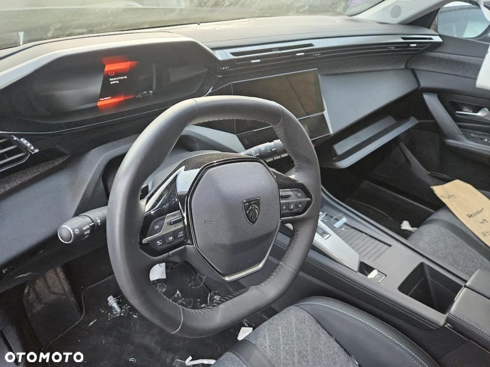 Peugeot 408 1.2 PureTech Allure Pack S&S EAT8 - 6