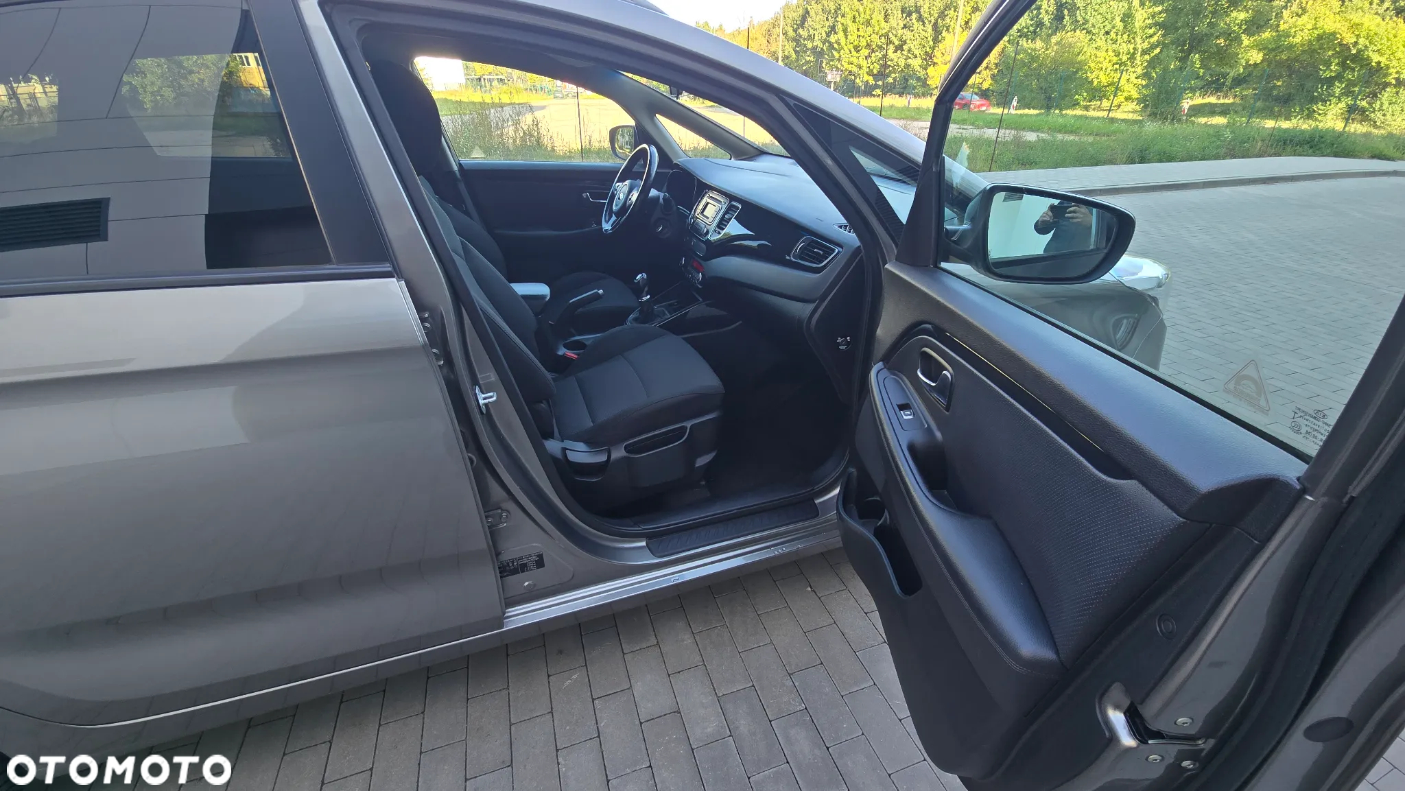 Kia Carens 1.6 GDI Edition 7 - 16