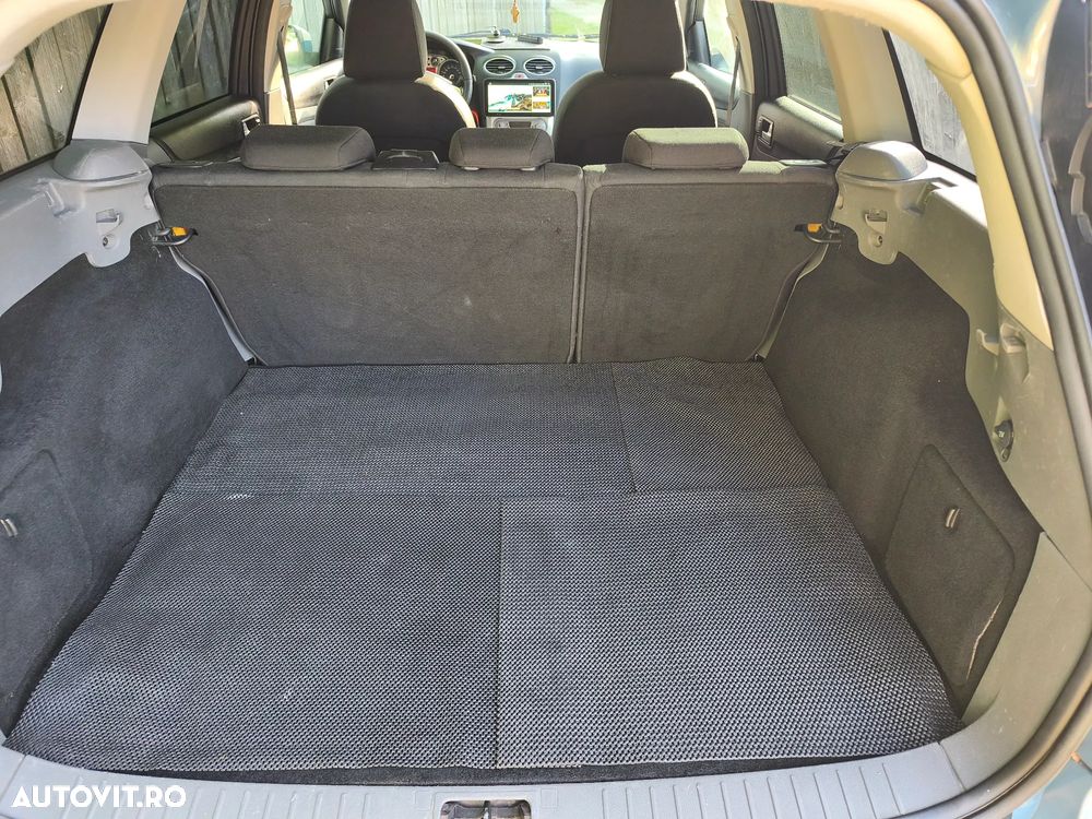 Ford Focus 1.6 TDCI DPF Titanium - 22