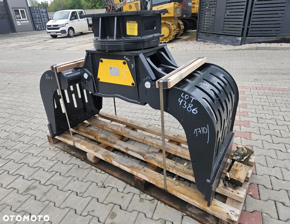 CHWYTAK SORTUJĄCY WYBURZENIOWY MUSTANG GRP 750 2026 R NOWY - 1
