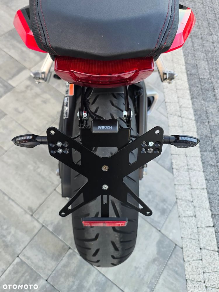 Honda CBR - 25