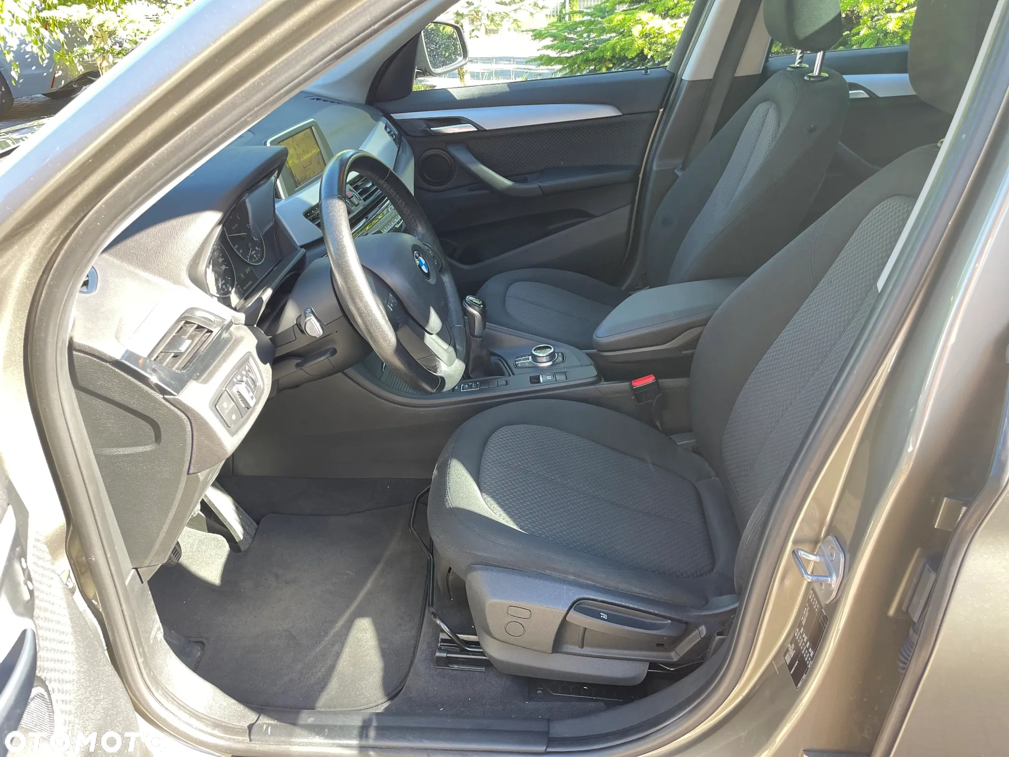 BMW X1 sDrive18d Sport Line - 12