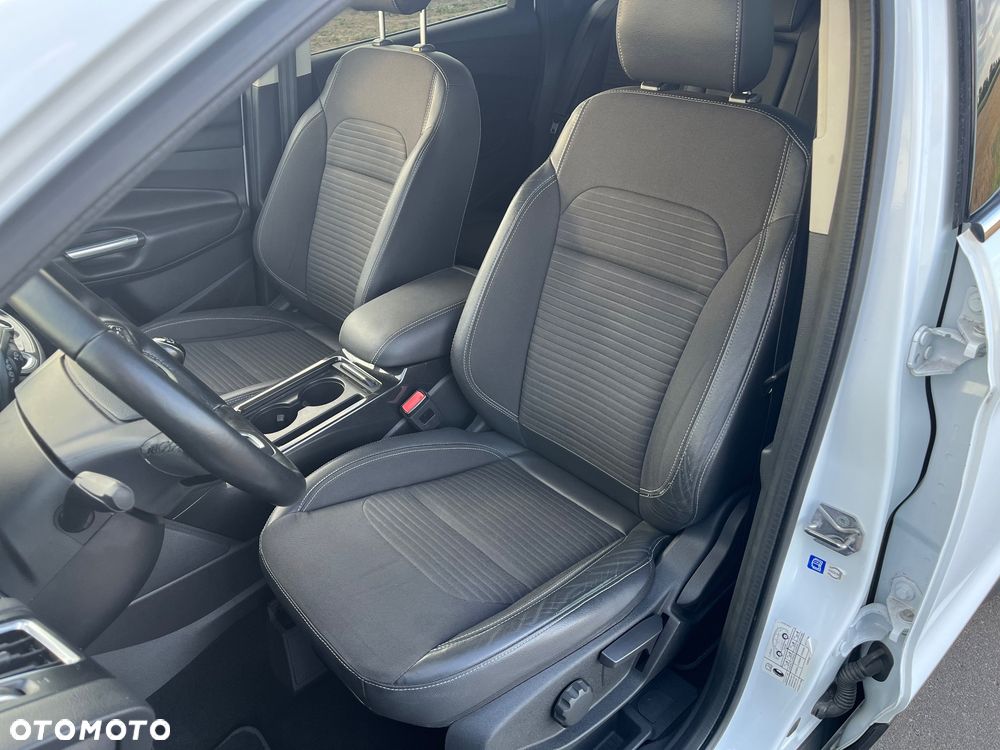 Ford Kuga 2.0 TDCi 4x4 Titanium - 14