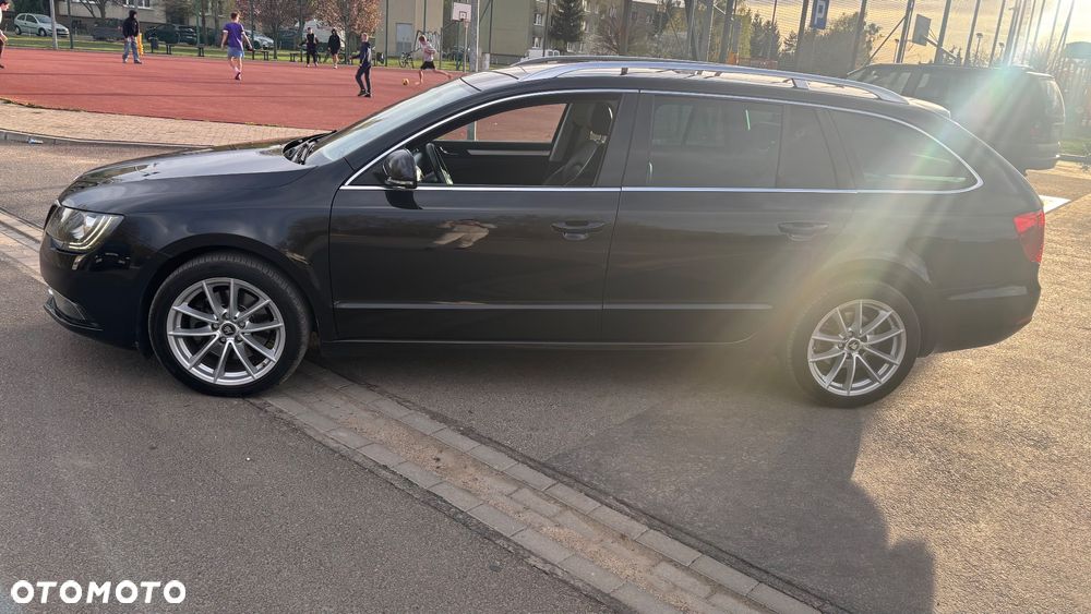 Skoda Superb 2.0 TDI DSG Elegance - 7