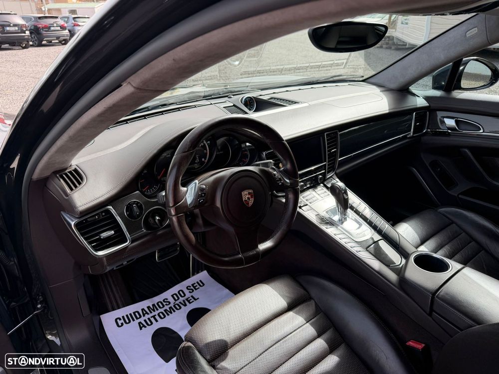 Porsche Panamera Turbo PDK - 7