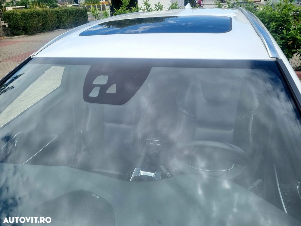 Volvo V60 D6 Plug-In-Hybrid AWD Geartronic Summum - 7