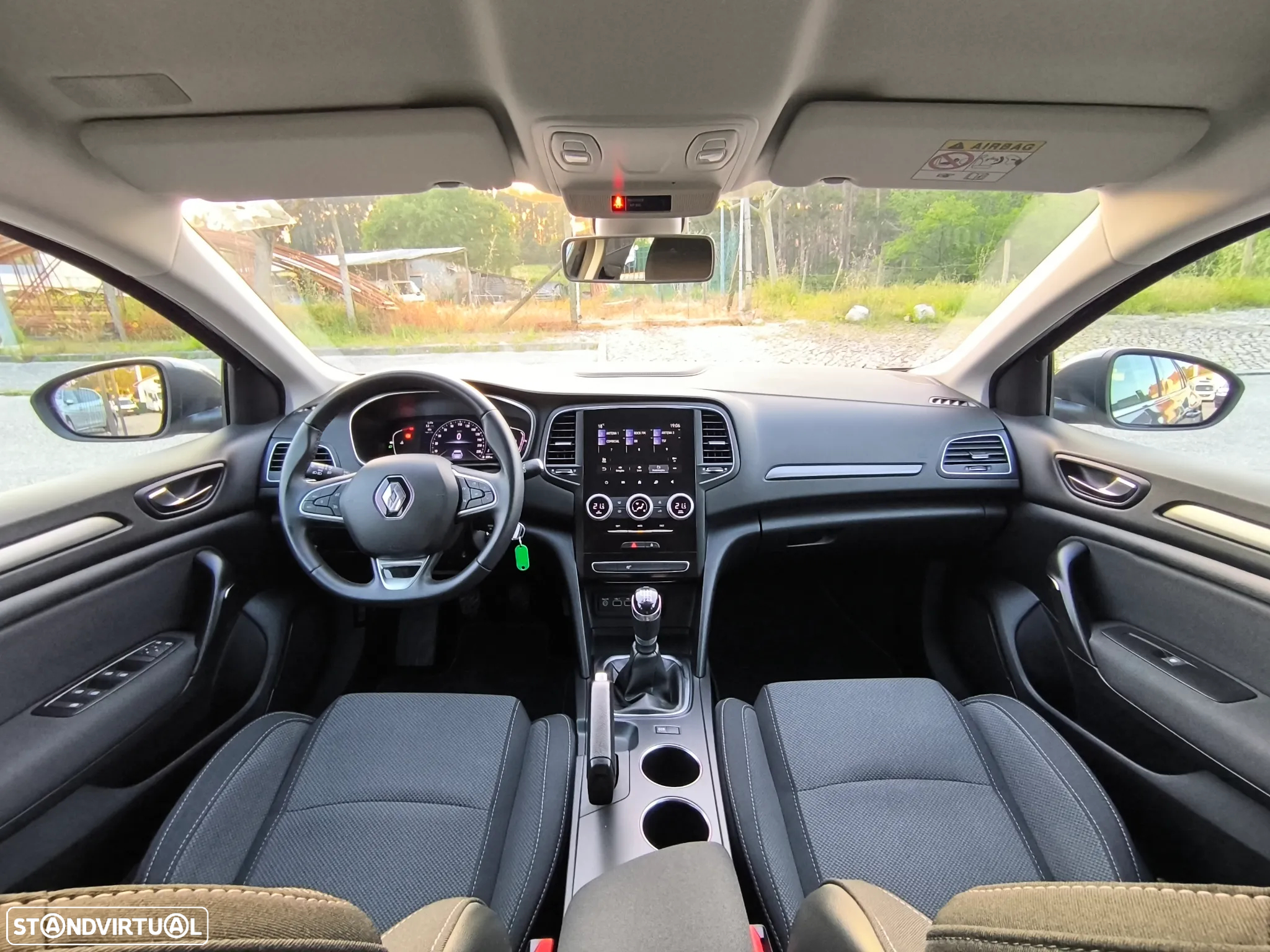 Renault Mégane Sport Tourer 1.5 Blue dCi Equilibre - 8