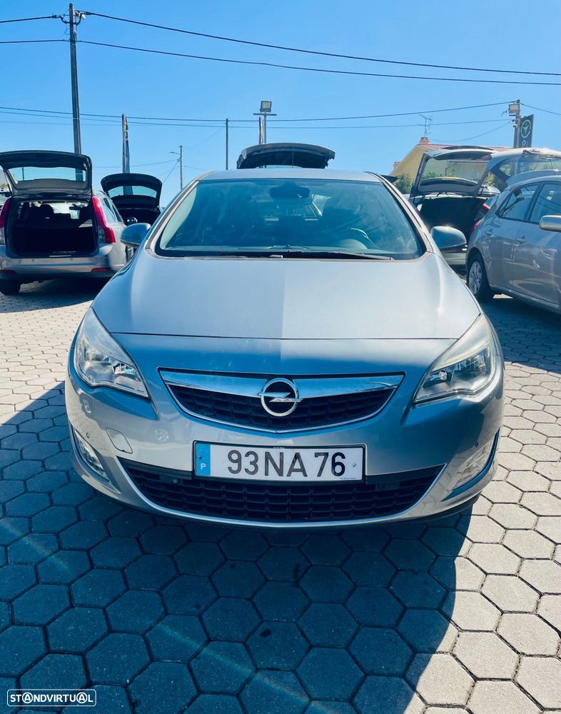 Opel Astra - 2