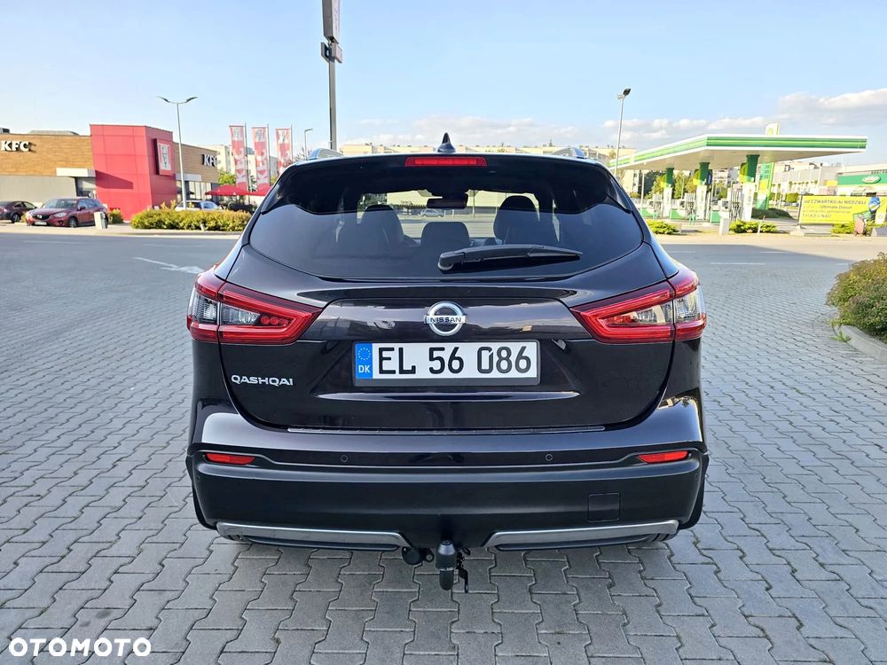 Nissan Qashqai 1.2 DIG-T Xtronic TEKNA+ - 4