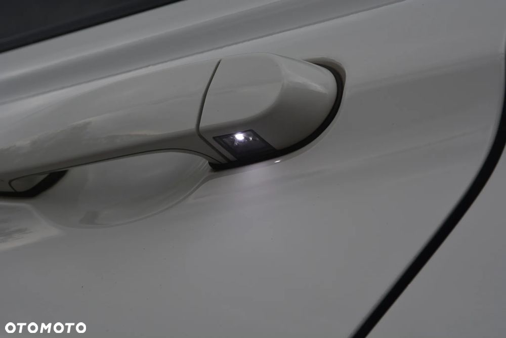 BMW 3GT 320d M Sport - 23