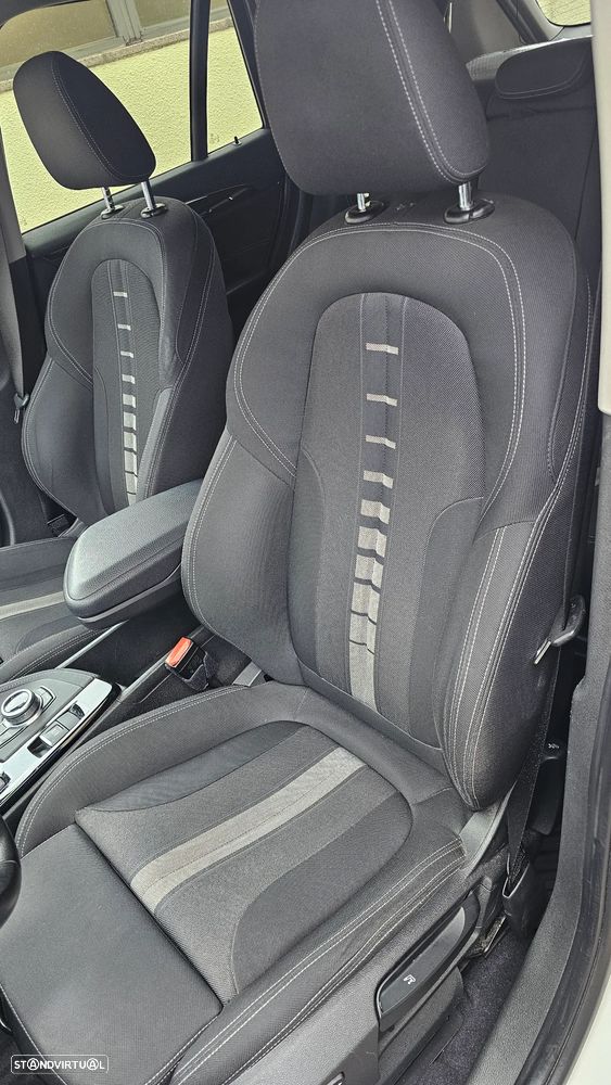 BMW X1 18 d sDrive Line Sport - 10