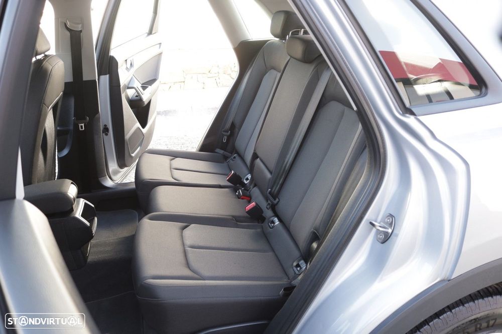 Audi Q3 35 TDI S tronic - 27