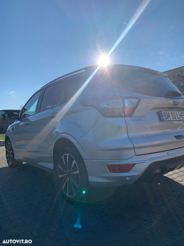 Ford Kuga - 4