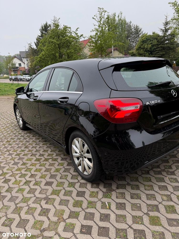 Mercedes-Benz Klasa A 180 CDI 7G DCT - 11