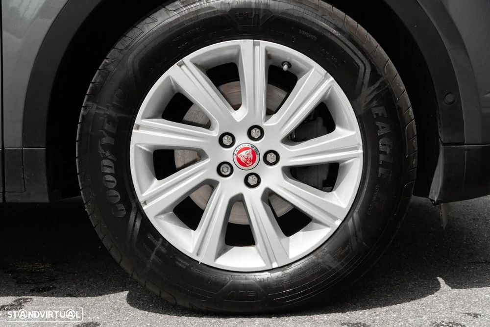 Jaguar E-Pace 2.0 i4D SE - 30