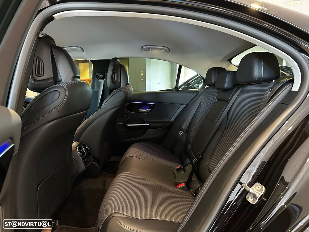 Mercedes-Benz C 300 de - 34