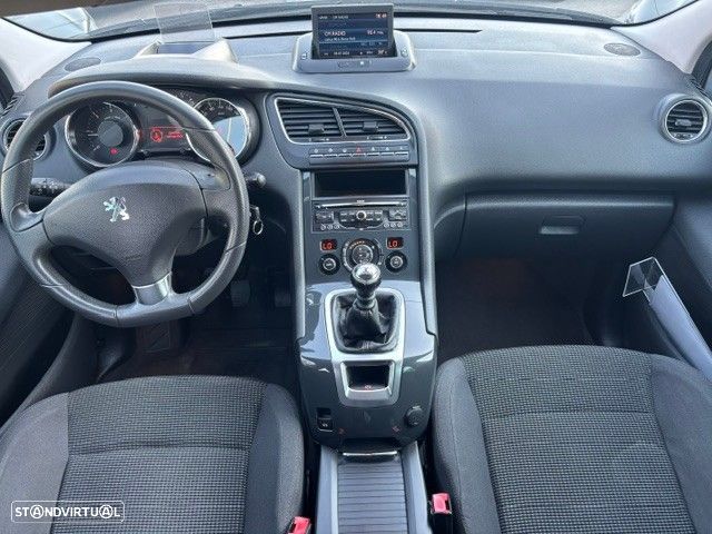 Peugeot 5008 1.6 HDi 7L Allure - 20