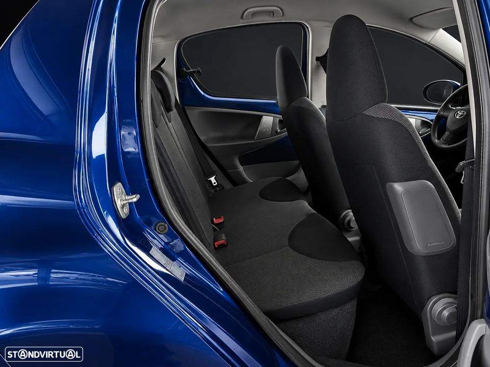 Toyota Aygo - 13