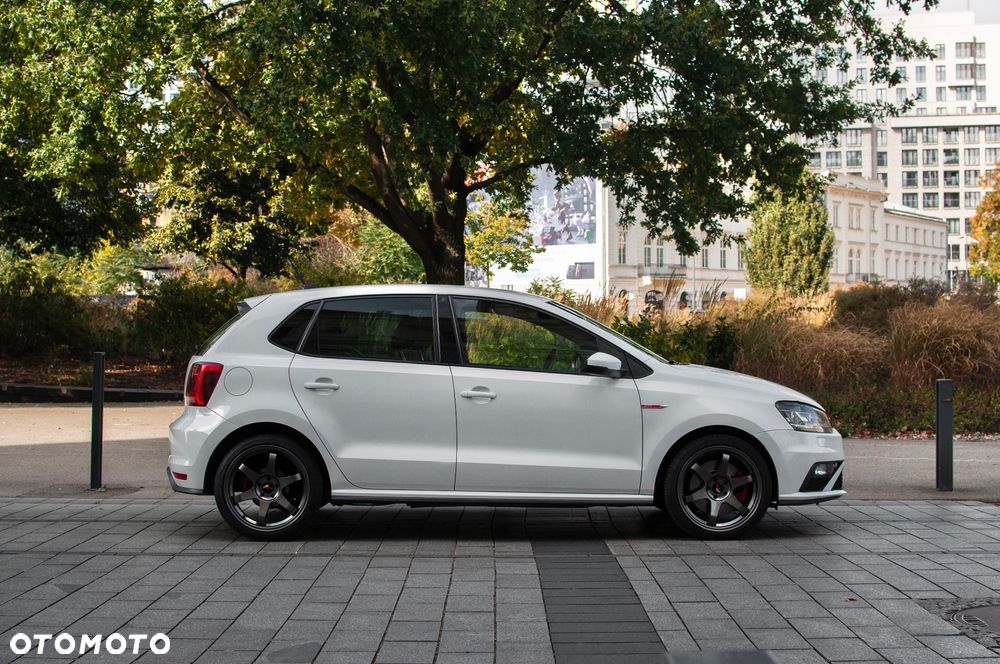 Volkswagen Polo 1.8 TSI (Blue Motion Technology) DSG GTI - 1